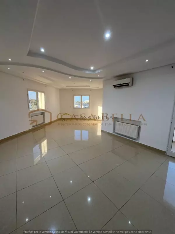 A louer un étage de villa à Kantaoui