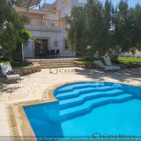 Villa à Chatt Mariem
