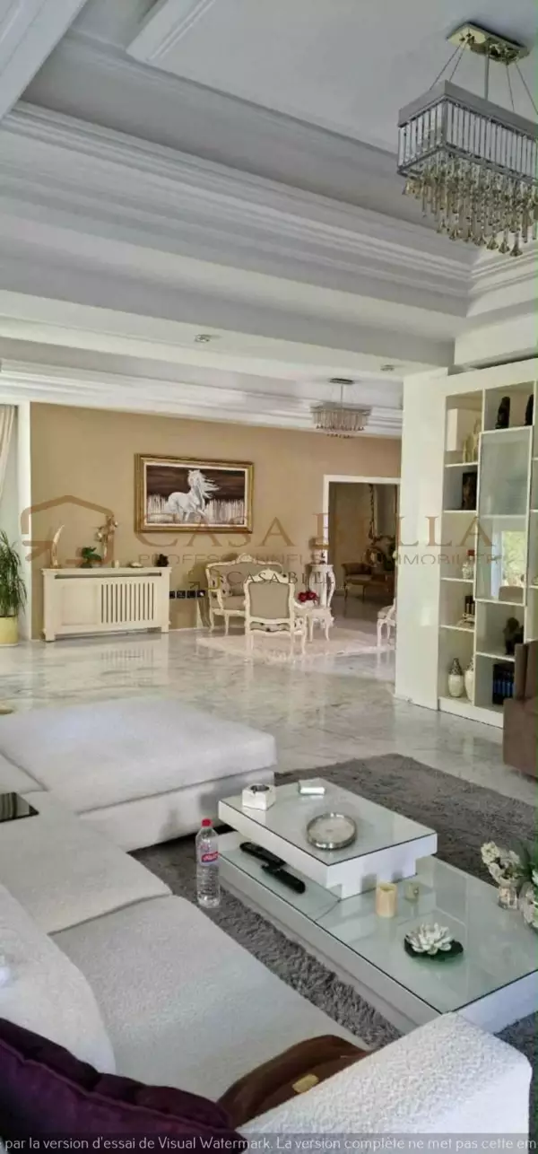 villa à khzema