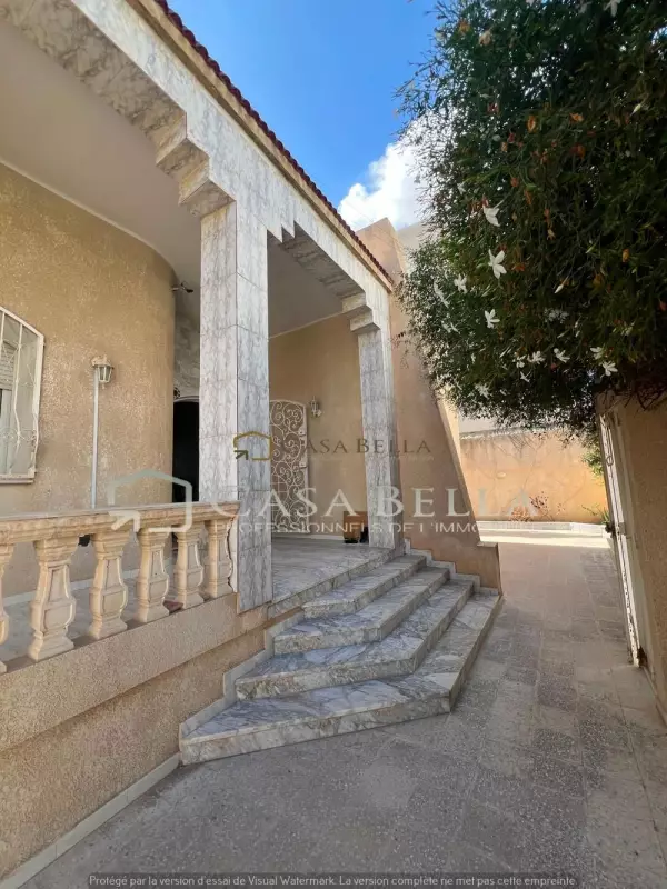 À VENDRE – BELLE VILLA À SAHLOUL 3